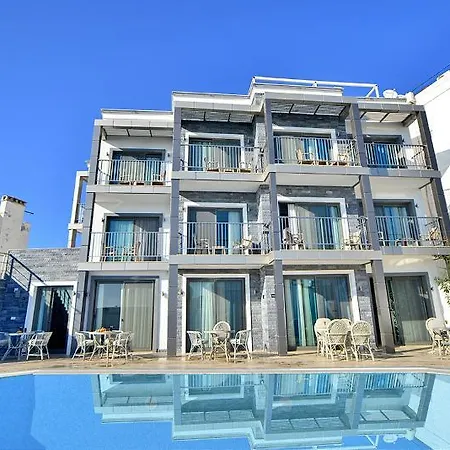 M Hotel 5*